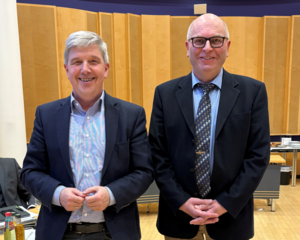 Bild vergr&ouml;&szlig;ern: Foto Verabschiedung Dr. Schuster