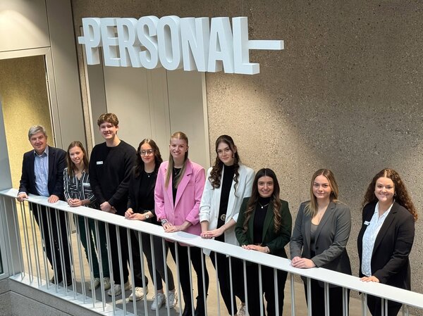 Bild vergr&ouml;&szlig;ern: Ausbildungsabschluss